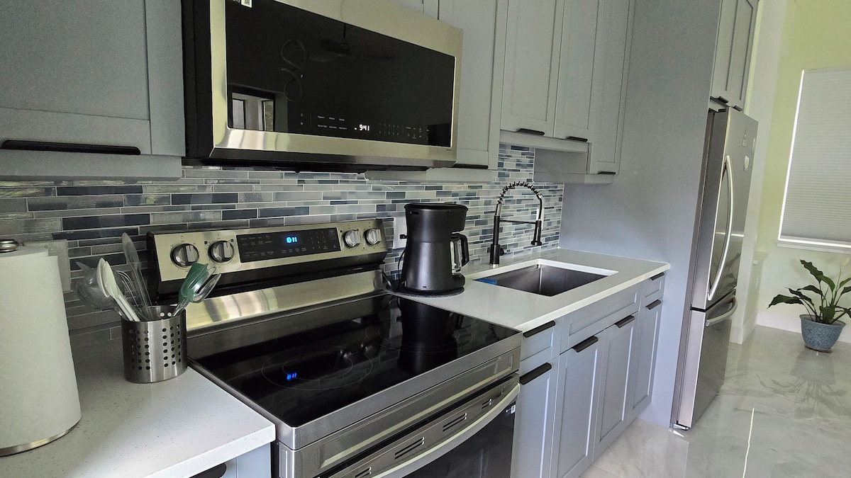 Photo 26 of Relaxing 2-Bedroom Retreat in Secluded area, Lush Surroundings