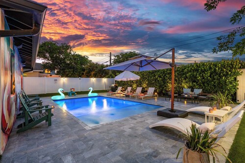 Delray Bch Private 2-Unit Retreat w/ Heated Pool