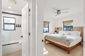 4 bedrooms, desk, iron/ironing board, travel crib