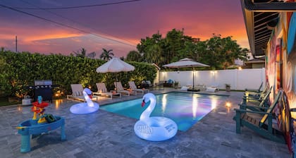 Delray Bch Private 2-Unit Retreat w/ Heated Pool