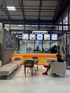 Food court