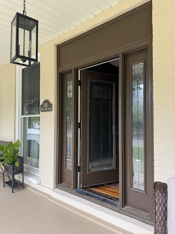 Exterior detail. Charming Retreat steps from the Erie Canal