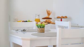 Desayuno completo incluido todos los días
