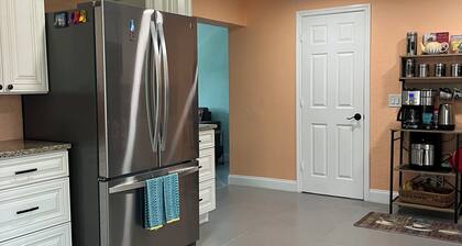 Chill Cottage in charming Punta Gorda