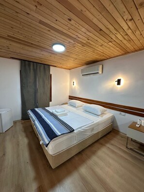 经典双人房 | 免费 WiFi