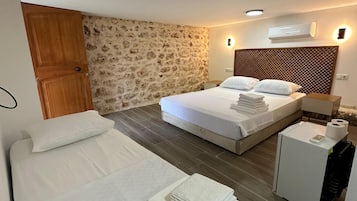 Classic-Vierbettzimmer | Kostenloses WLAN