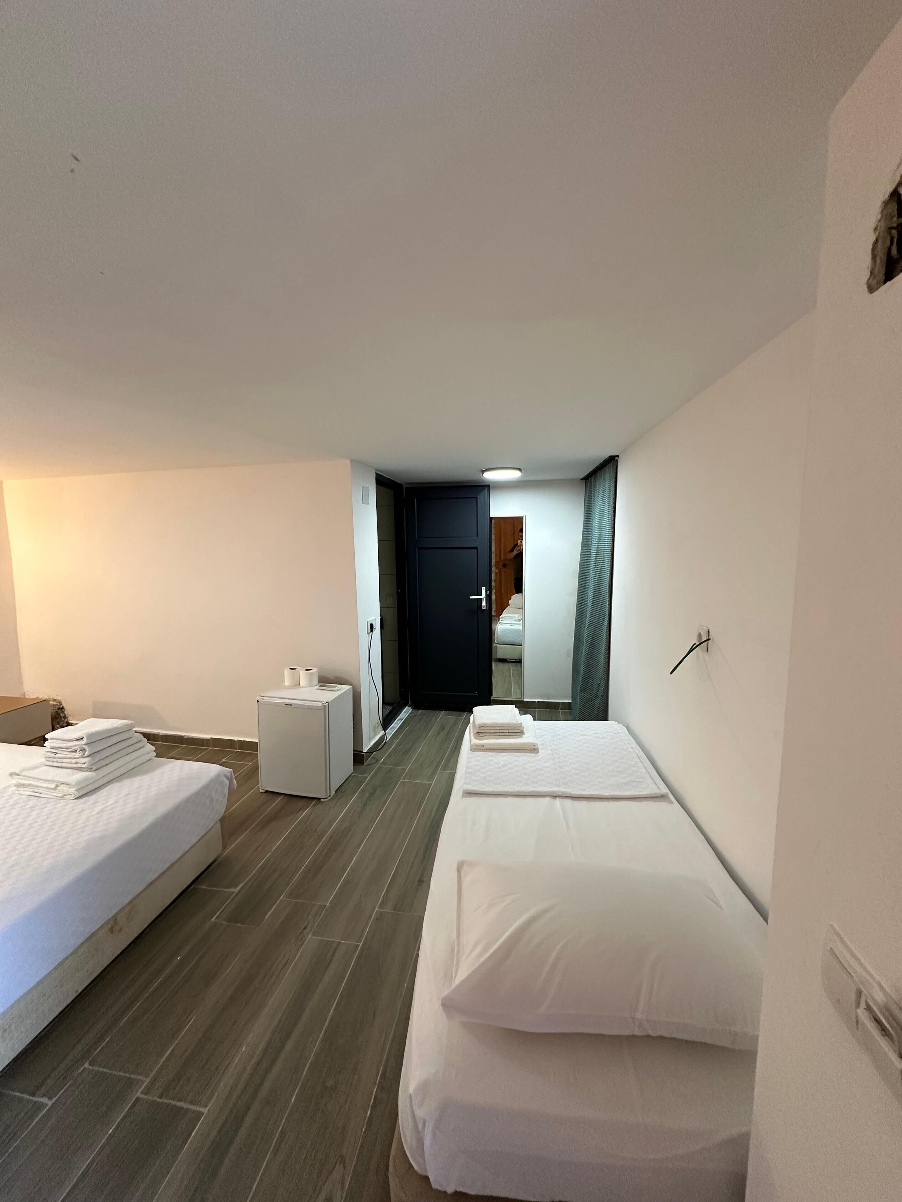 Habitació quàdruple clàssica | Wifi gratuïta 