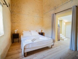 Ropa de cama de alta calidad, cunas gratuitas y wifi gratis 