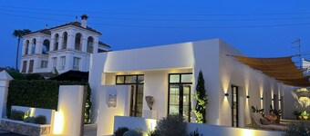 Your oasis of peace by the sea. Casa Chica 2