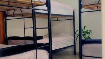 Down duvets, free WiFi, bed sheets