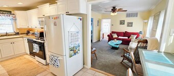 Tranquil Water View 3-bedroom, 1-bathroom house in Tuckerton
Sleeps : 8