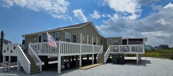Tranquil Water View 3-bedroom, 1-bathroom house in Tuckerton
Sleeps : 8