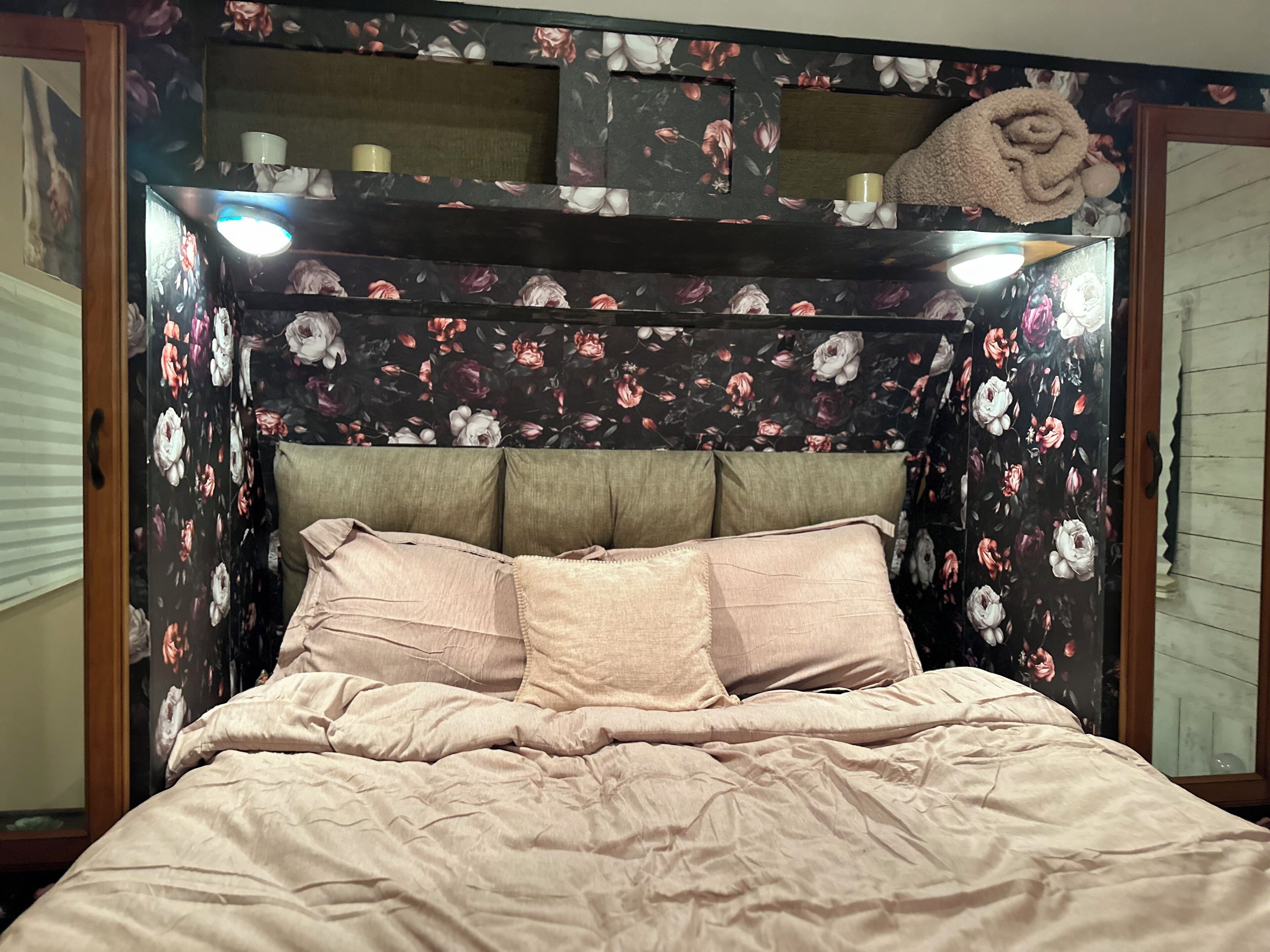 1 多间卧室、客房内保险箱、床单