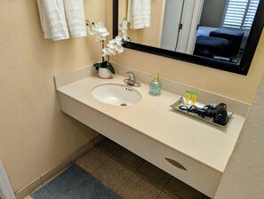 Ducha y secador de pelo