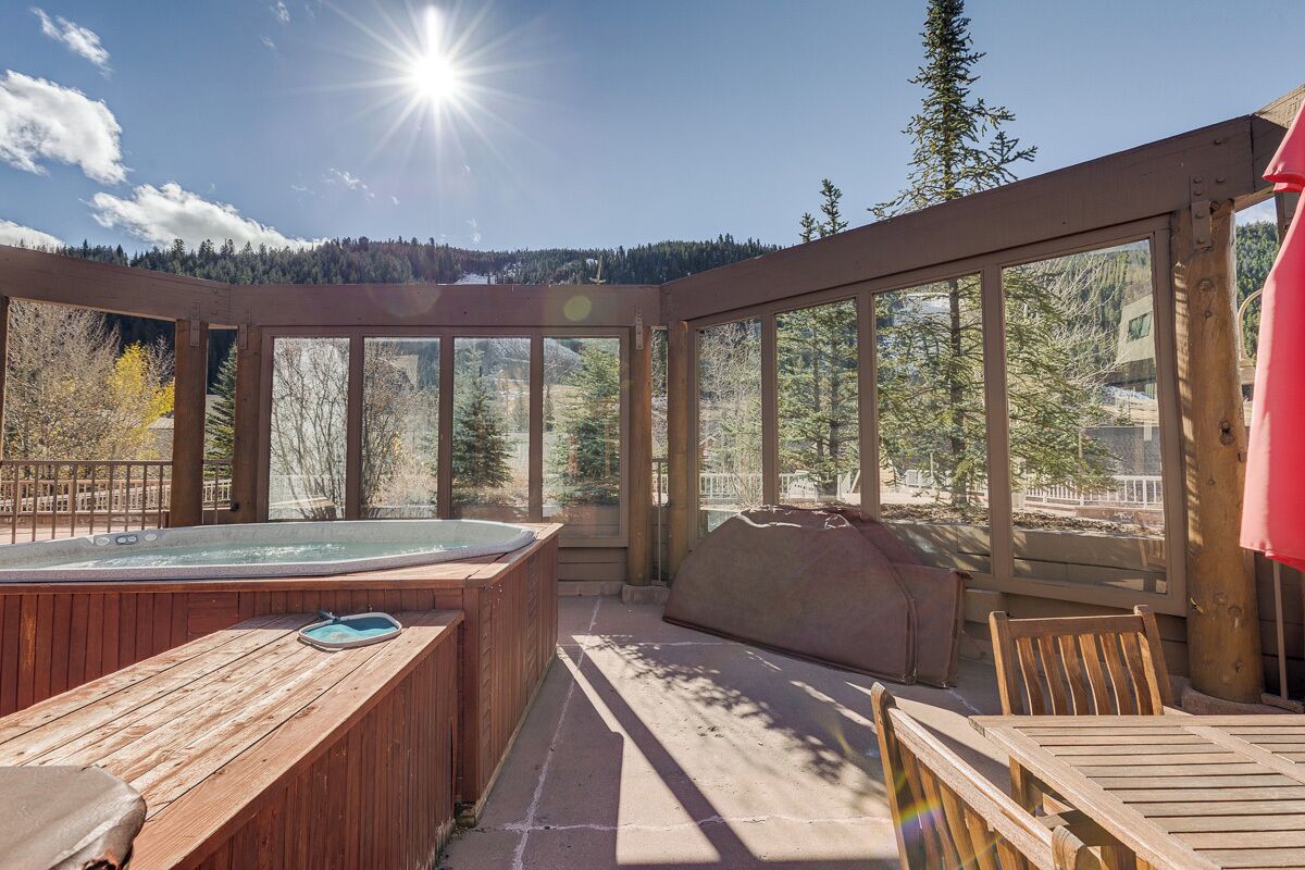 Condo (1 Bedroom) | Property amenity