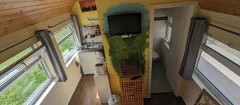 Spend the night in a railroad carriage - nostalgia & comfort in Thuringia