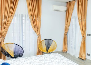 4 camere, ferro/asse da stiro, Wi-Fi, lenzuola