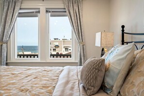 4 bedrooms, iron/ironing board, Internet, bed sheets