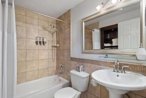 Shower, hair dryer - 1bdrm townhouse in Perry District (Spokane)