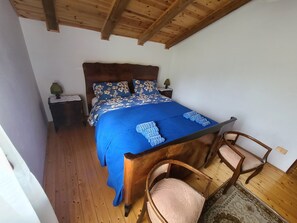 2 bedrooms, iron/ironing board, WiFi, bed sheets - Relaxation, breathtaking views in the nest among the Dolomites with your 4-legged friend (Caracoi Agoin)