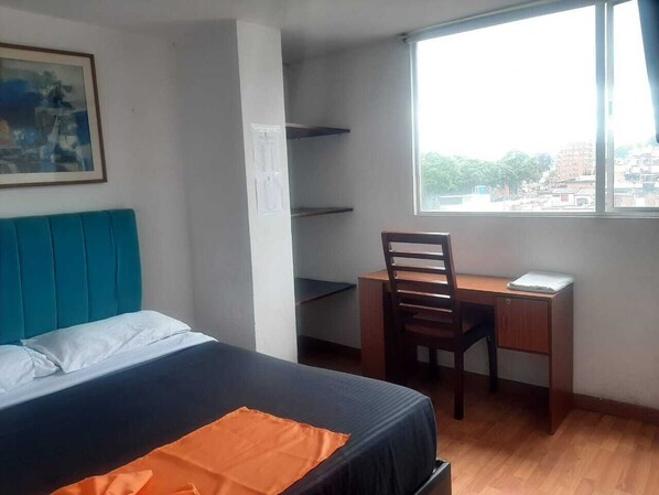 Desk, laptop workspace, free WiFi