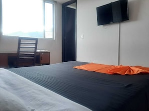 Room | Desk, laptop workspace, free WiFi