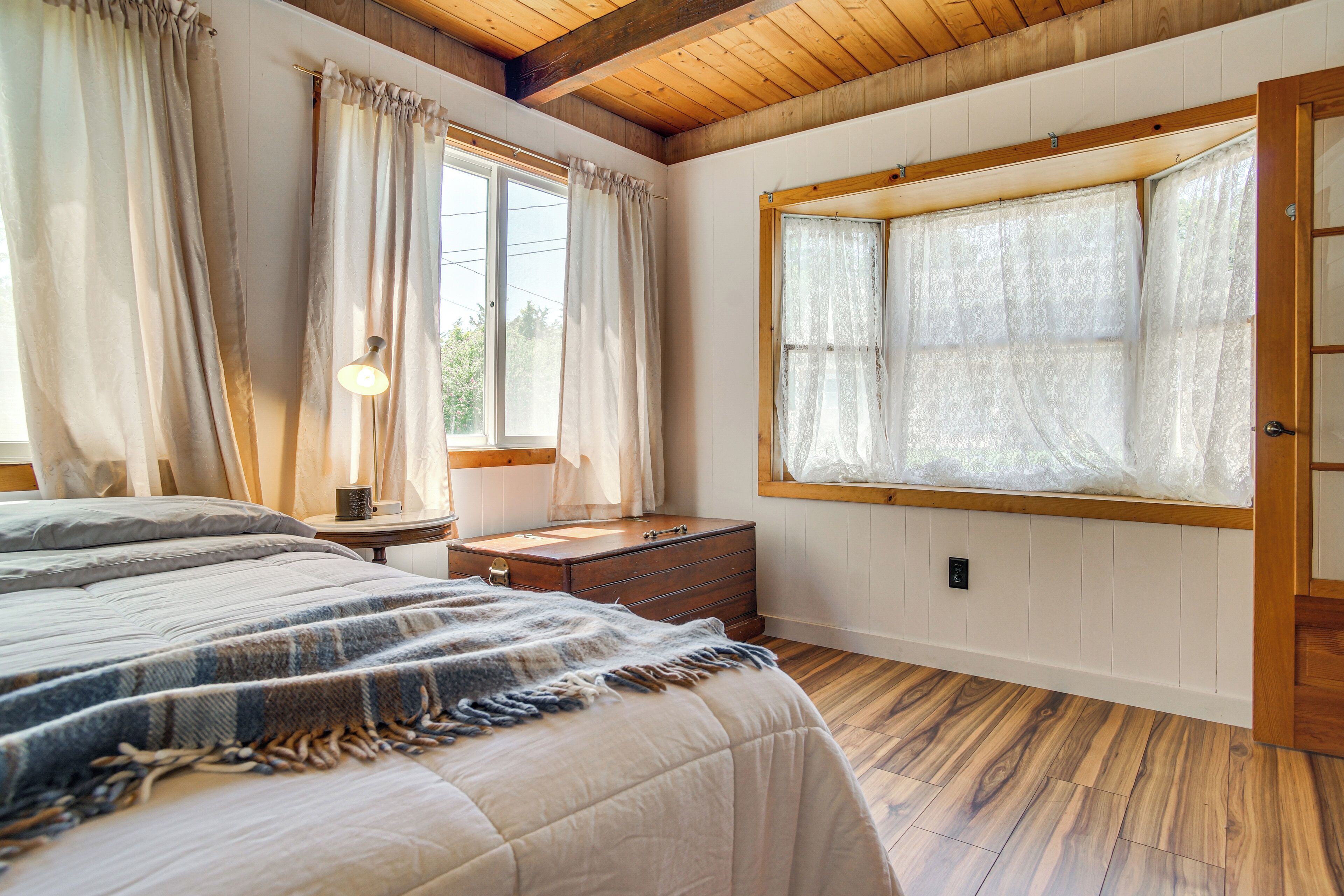 2 bedrooms, internet