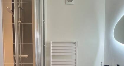 2-BEDROOM HOUSE WITH GARDEN FOR 4 ADULTS AND ONE CHILD