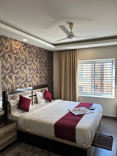 Relax, Refresh, Rejoice–Stay at Ananya Palm Beach Apartmentt