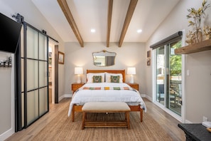 5 Schlafzimmer, Bügeleisen/Bügelbrett, WLAN, Bettwäsche