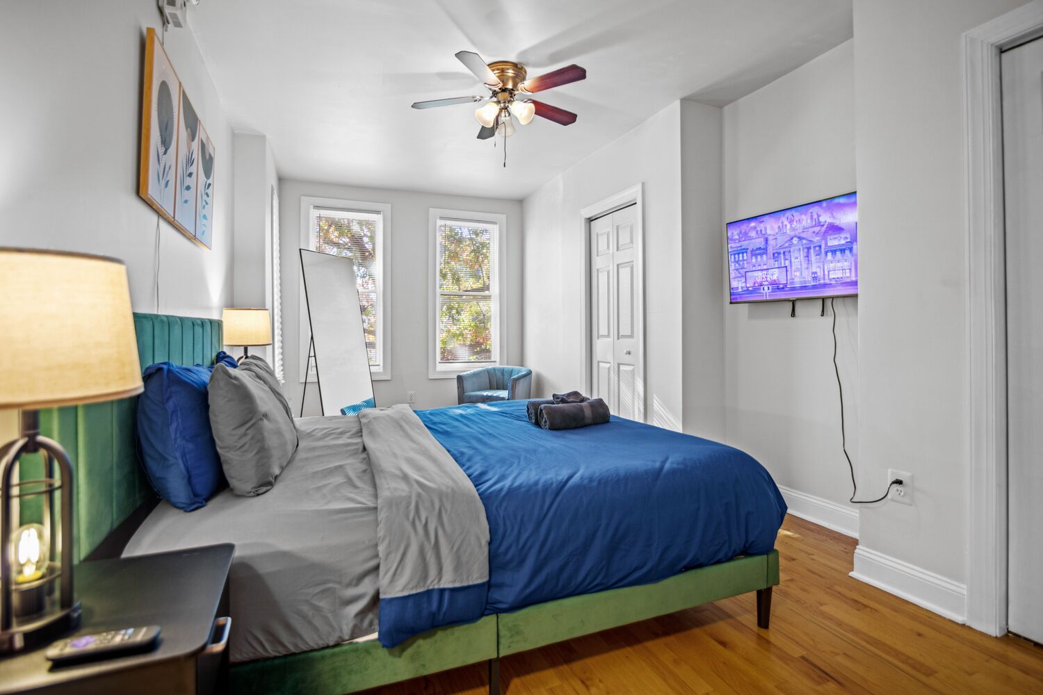 3 chambres, fer et planche à repasser, Wi-Fi, draps fournis