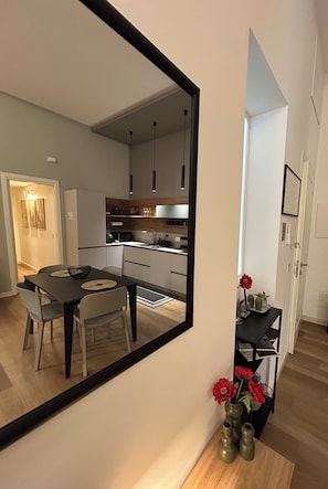 Fridge, microwave, dishwasher, coffee/tea maker