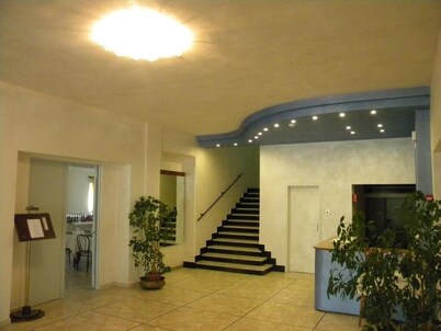 PARK HOTEL