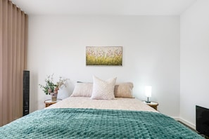 2 bedrooms, free WiFi, bed sheets