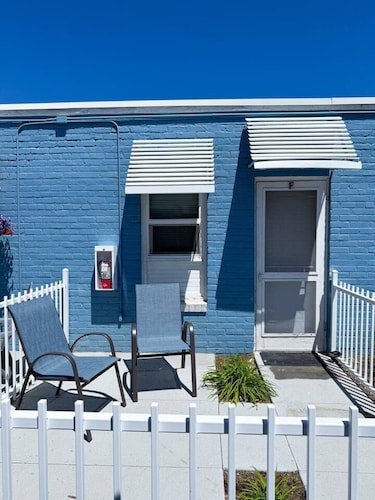 Olde Town Arvada Tiny Retreat