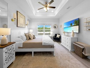 4 bedrooms, iron/ironing board, free WiFi, bed sheets