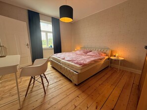 2 Schlafzimmer, Bügeleisen/Bügelbrett, WLAN, Bettwäsche