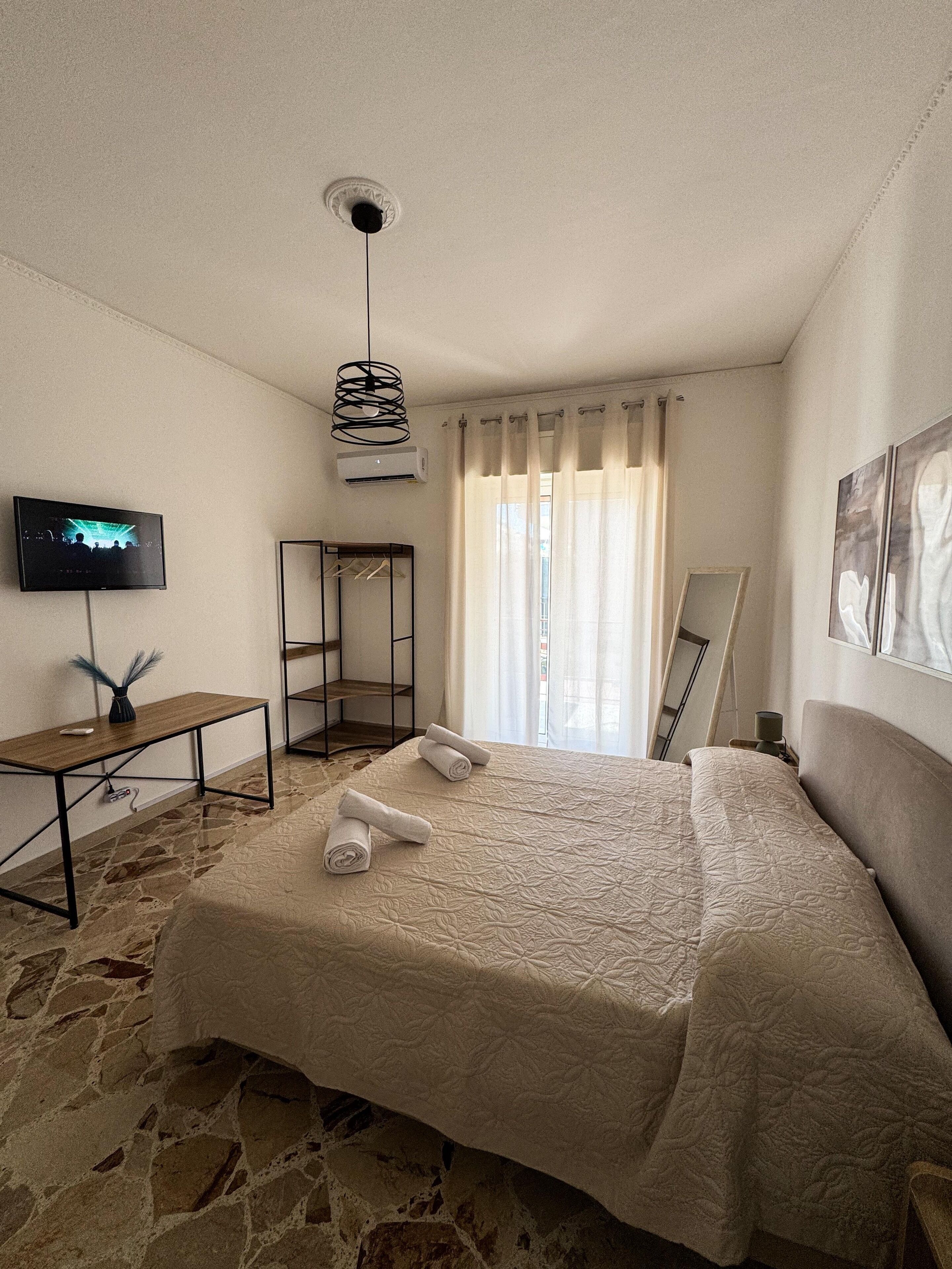 3 bedrooms, free WiFi, bed sheets