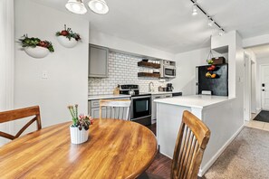 Dining - Walk to Main St | Pool & Hot Tub (Breckenridge)
