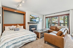 1 bedroom, iron/ironing board, free WiFi, bed sheets - Walk to Main St | Pool & Hot Tub (Breckenridge)