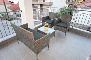 Property grounds - Elysian Stone Apartment II (Litochoro)