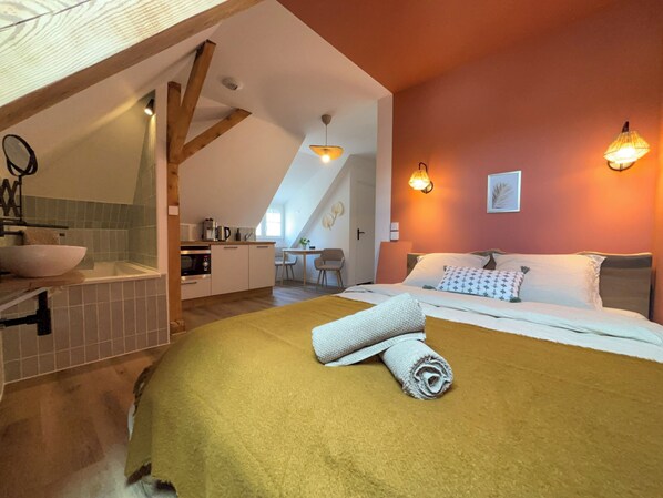 1 chambre, fer et planche à repasser, Wi-Fi, draps fournis