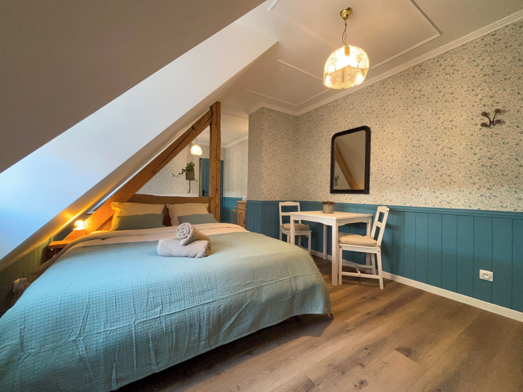 1 chambre, fer et planche à repasser, Wi-Fi, draps fournis