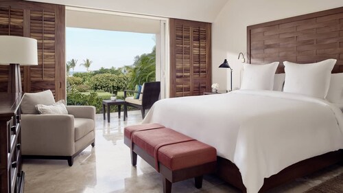 2026 New Year's Week at Four Seasons Residence Club, Punta Mita, Mexico