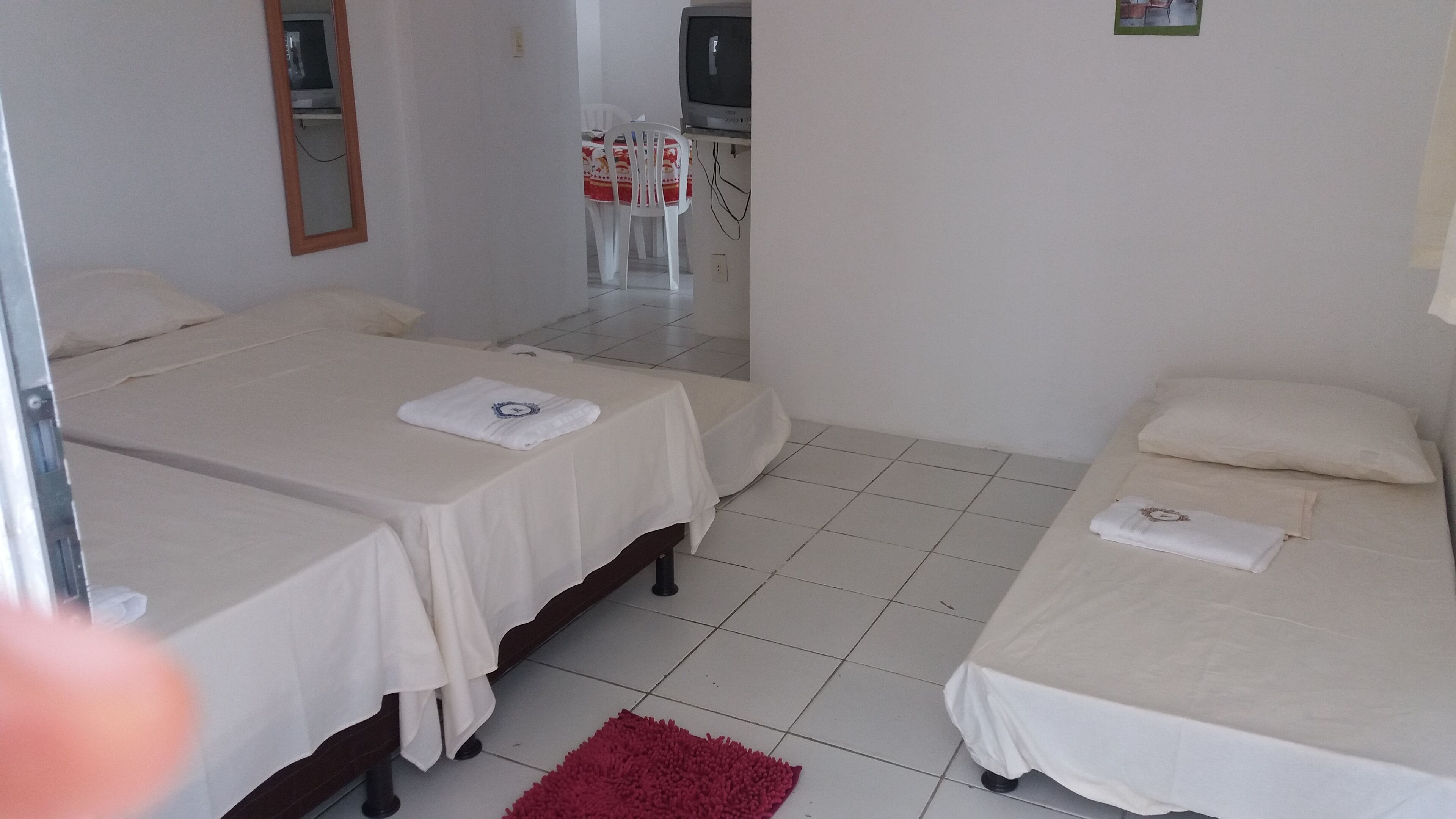 1 camera, Wi-Fi, lenzuola