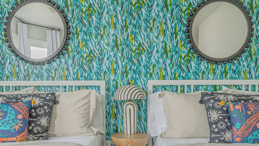 6-Bed Artistic Home with Game room