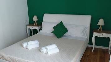 2 Schlafzimmer, Bügeleisen/Bügelbrett, WLAN, Bettwäsche