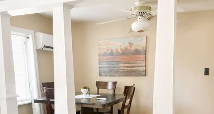 2BR 2BA Home •2 mi to Ward Lake Trails & Talimena Drive• near Wolf Pen Gap•Town