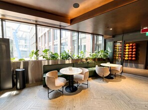 Dining - Modern 1BR Apt with Stunning Views and Pool Access (Toronto)