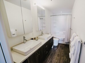 Haartrockner, Handtücher